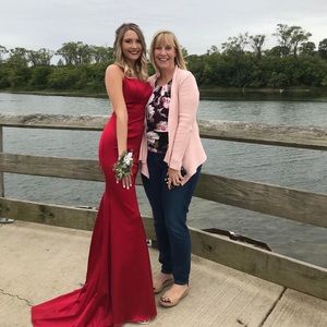 Red Sherri Hill Prom Dress